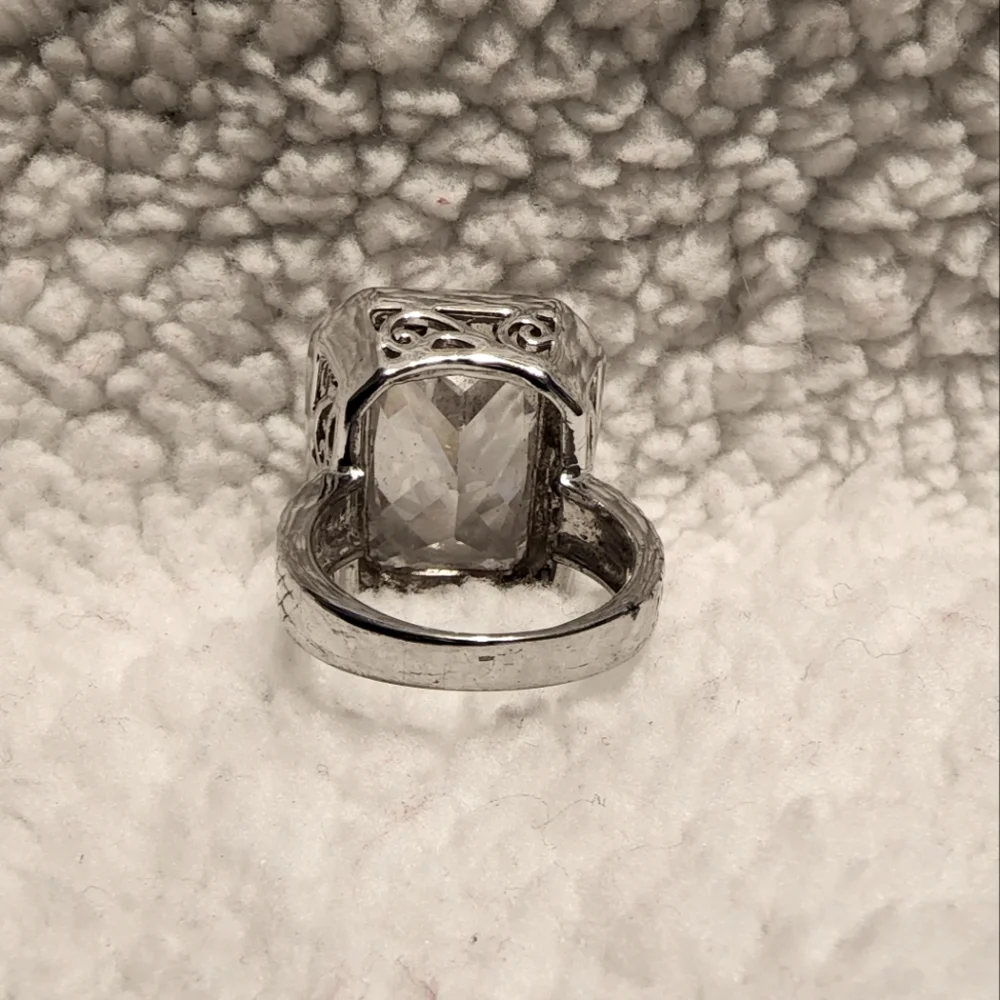 Rectangular Cocktail ring - Picture 3 of 5